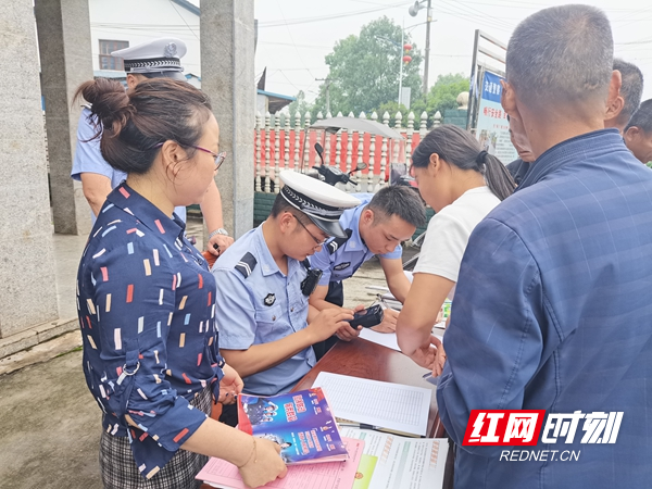 图一:宣教活动现场.jpg 澳门新葡新京在线