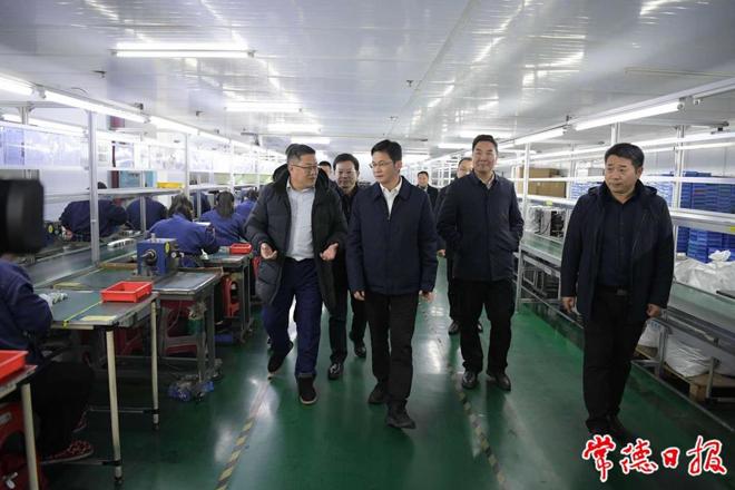 曹志强在石门县督导检查安全生产、应对低温雨雪冰冻天气、灾后恢复重建等工作时强调：切实扛牢责任担当 以高水平安全保障高质量发展