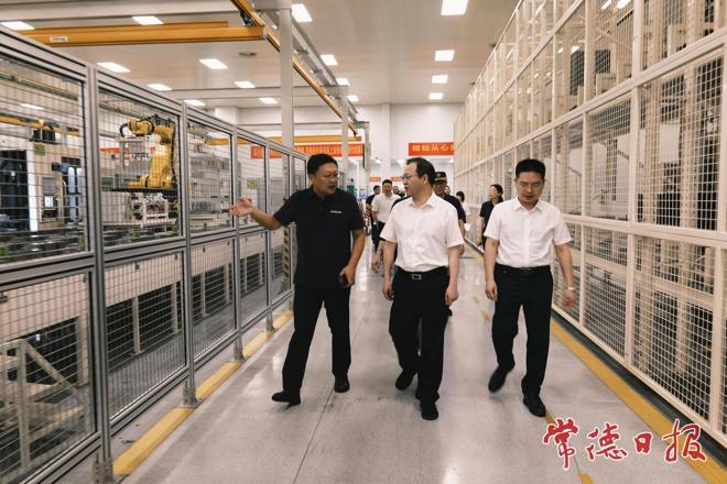 周振宇赴常德经开区、鼎城区调研督导