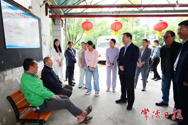 周振宇调研群众身边不正之风和腐败问题集中整治工作