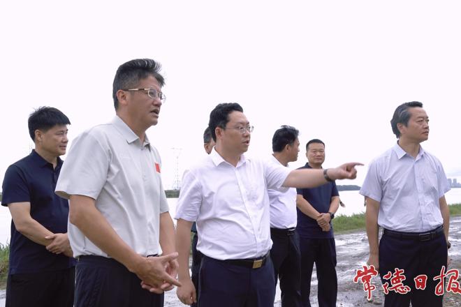 罗毅君以
